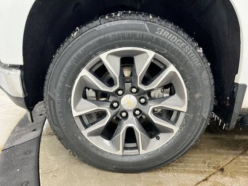Used 2020 Chevrolet Silverado 1500 LT w/ All-Star Edition AWD/4WD image 25
