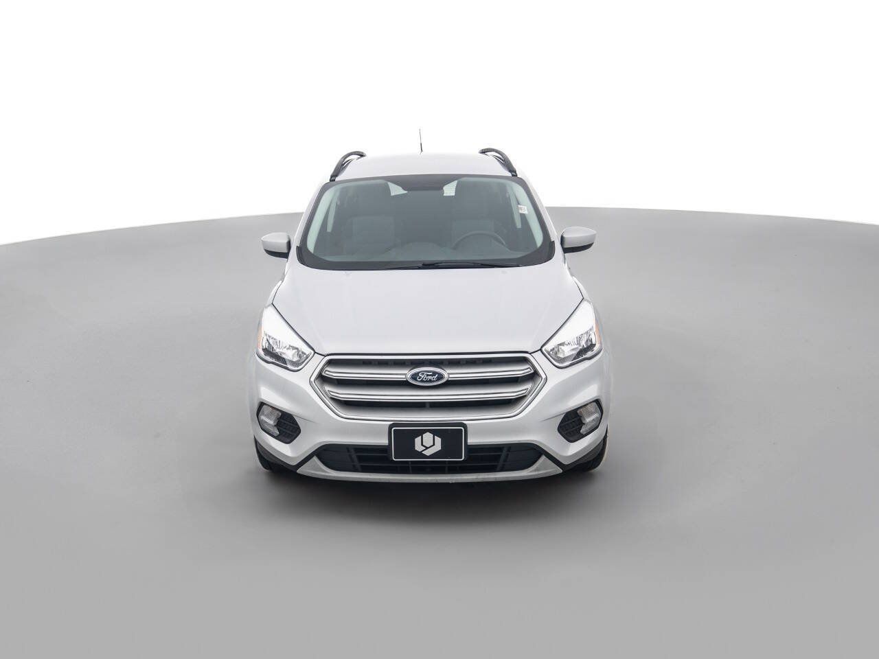 Used 2018 Ford Escape SE FWD image 2