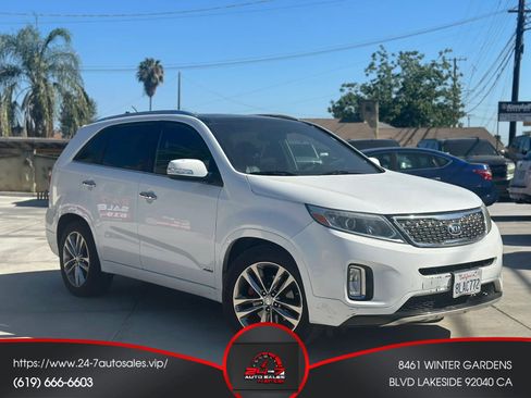 Used 2014 Kia Sorento SX w/ 3rd Row Package AWD/4WD image 2