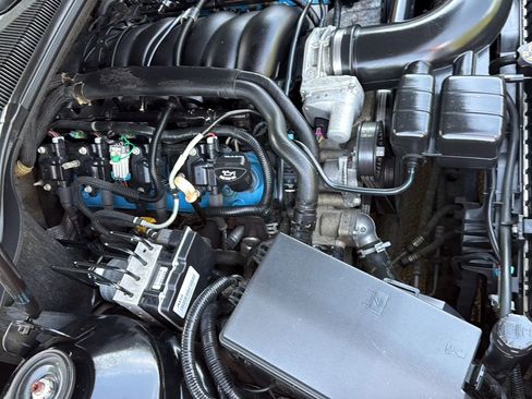 Used 2010 Chevrolet Camaro SS image 36