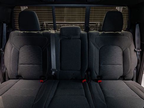 Used 2025 RAM 1500 Big Horn image 28