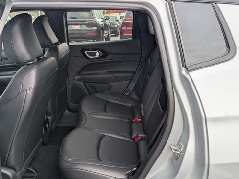 New 2026 Jeep Compass Limited AWD/4WD image 13