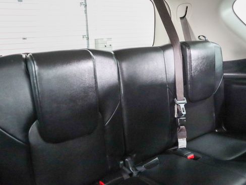 Used 2022 Nissan Armada SV w/ SV Appearance Package RWD image 30