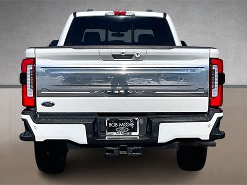 Used 2023 Ford F350 Platinum image 4