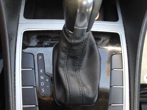 Used 2012 Volkswagen Passat 2.5 SE image 23