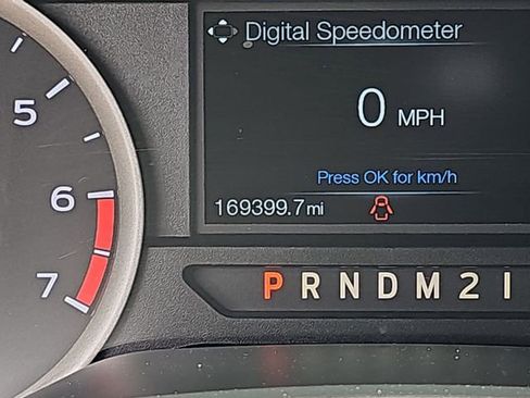 Used 2019 Ford F250 XLT w/ XLT Premium Package AWD/4WD image 18