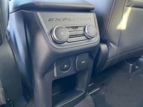 New 2026 Ford Explorer Active w/ Active Comfort Package image 11