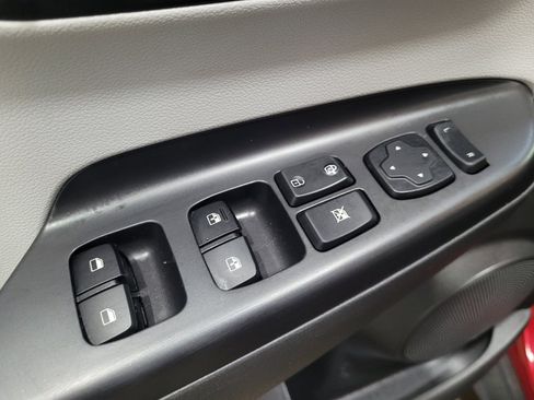 Used 2023 Hyundai Kona SEL AWD/4WD image 27