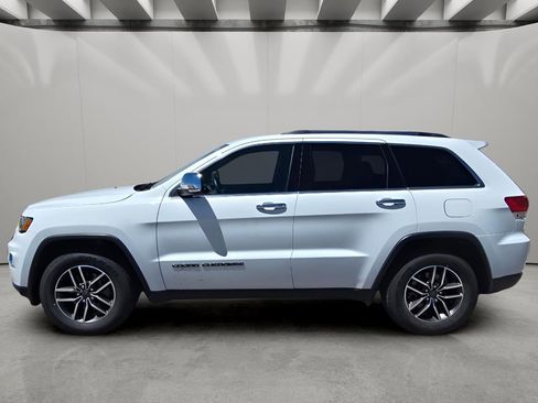 Used 2019 Jeep Grand Cherokee Limited w/ Trailer Tow Group IV AWD/4WD image 2