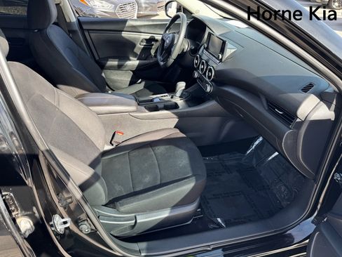 Used 2024 Nissan Sentra S image 25