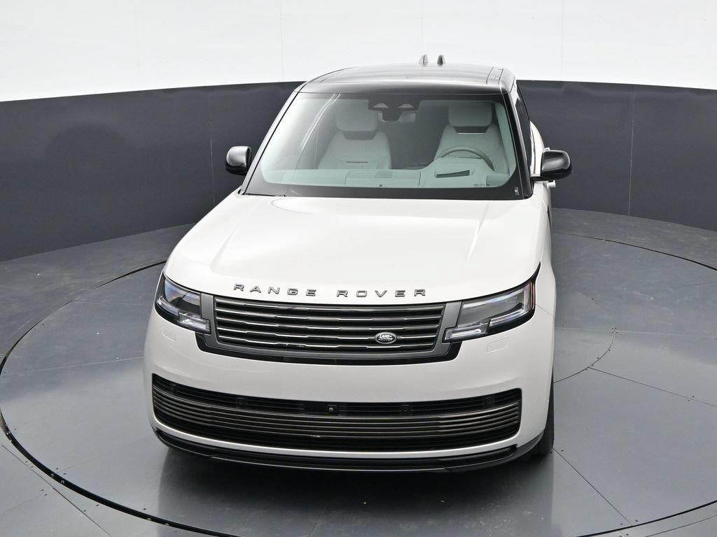 Used 2025 Land Rover Range Rover SV AWD/4WD image 38