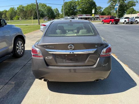 Used 2015 Nissan Altima 2.5 S w/ Power Driver Seat Package image 3