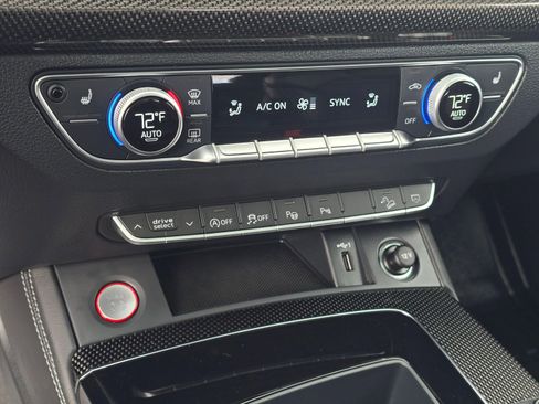 Used 2023 Audi SQ5 Prestige w/ Prestige Package image 16