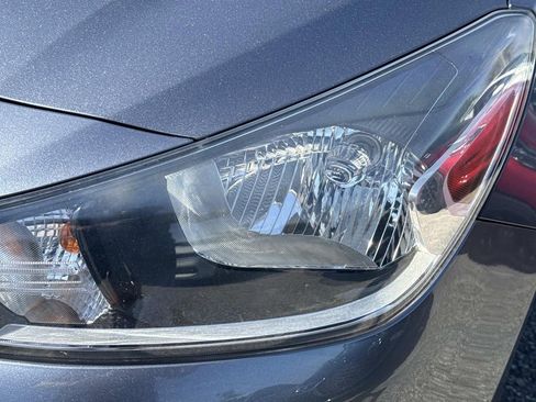 Used 2020 Kia Rio S image 10