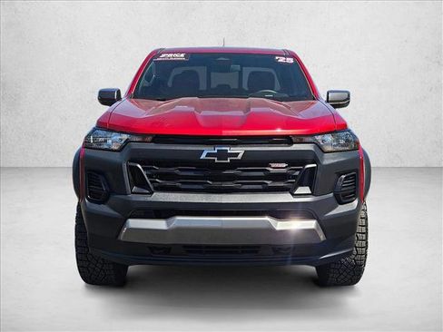 Used 2025 Chevrolet Colorado Trail Boss AWD/4WD image 2