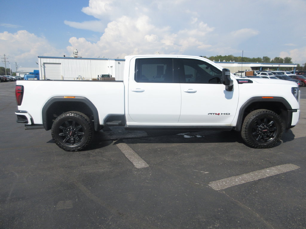 Certified 2025 GMC Sierra 2500 AT4 w/ AT4 Premium Plus Package AWD/4WD image 5