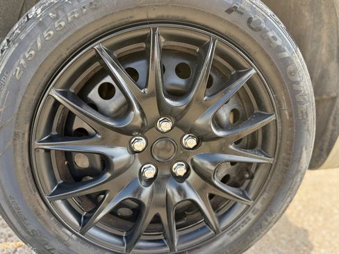 Used 2007 Chevrolet HHR LS image 18