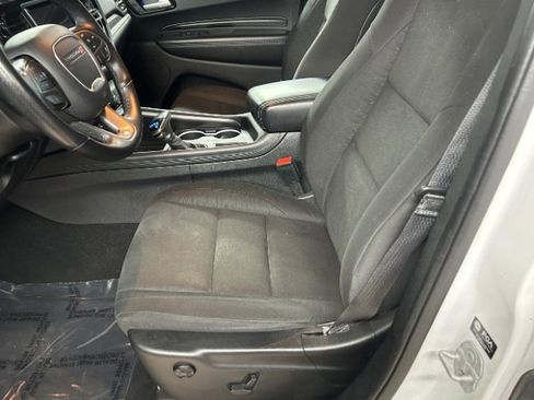 Used 2022 Dodge Durango SXT image 8
