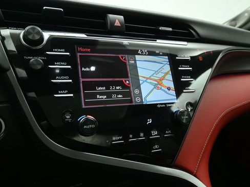 Used 2019 Toyota Camry XSE image 14