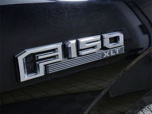 Certified 2017 Ford F150 XLT w/ Equipment Group 302A Luxury image 9