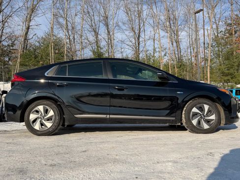 Used 2018 Hyundai Ioniq SEL image 13