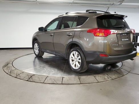 Used 2015 Toyota RAV4 Limited image 9