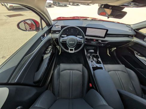 Used 2025 Kia K5 EX FWD image 16
