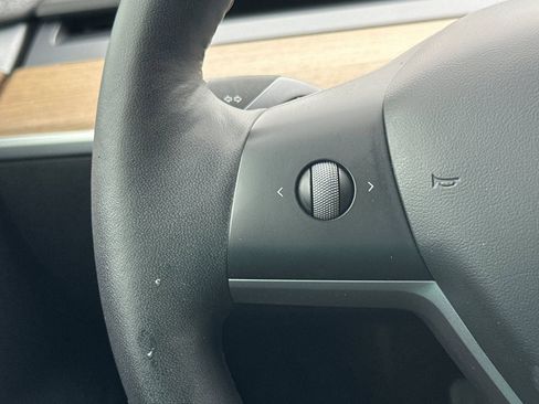 Used 2022 Tesla Model 3 Long Range image 26