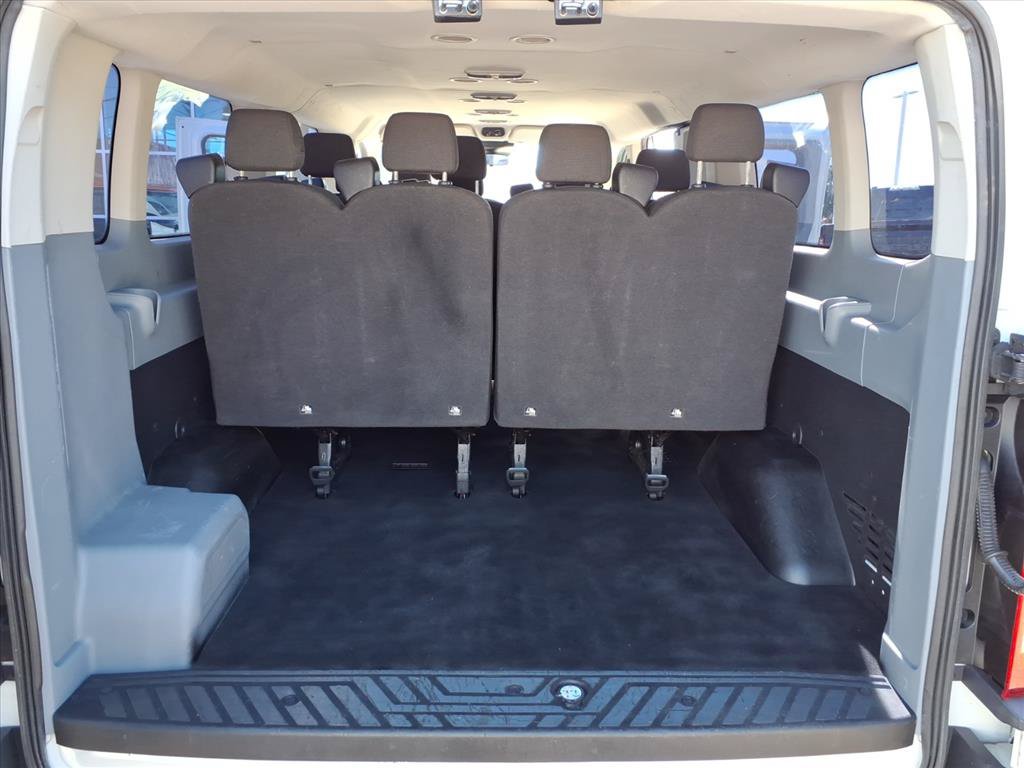 Used 2017 Ford Transit 350 XLT RWD image 7