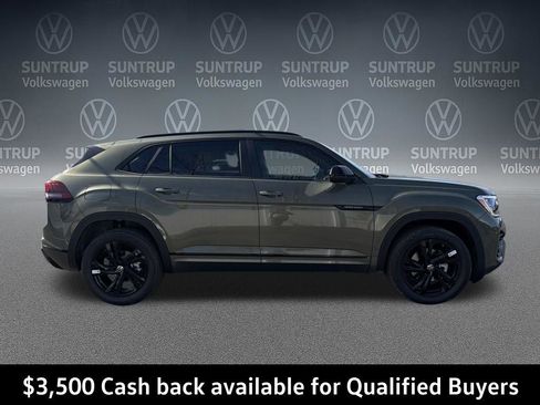 New 2026 Volkswagen Atlas Cross Sport SEL R-Line AWD/4WD image 6