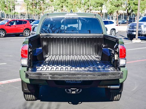 Used 2022 Toyota Tacoma TRD Sport image 30