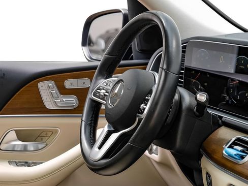 Used 2022 Mercedes-Benz GLE 350 4MATIC w/ AMG Line Exterior image 13