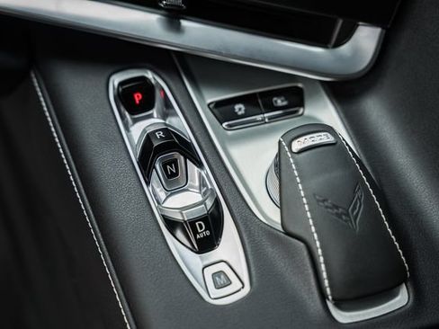 Used 2023 Chevrolet Corvette Stingray Preferred Cpe RWD image 24