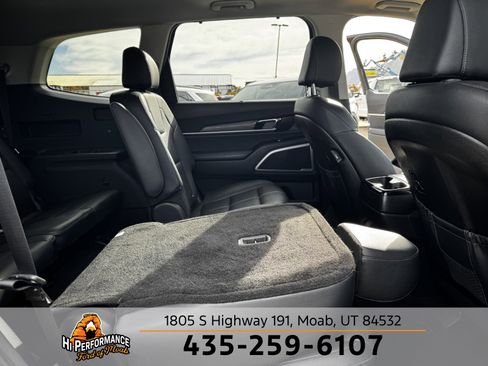 Used 2022 Kia Telluride EX w/ EX Premium Package image 36