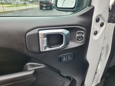 Used 2025 Jeep Wrangler Unlimited Sport S 4xe w/ Convenience Group AWD/4WD image 26