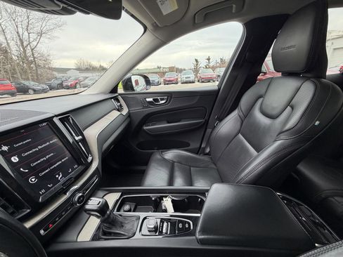 Used 2019 Volvo XC60 T6 Inscription w/ Protection Package Premier image 12