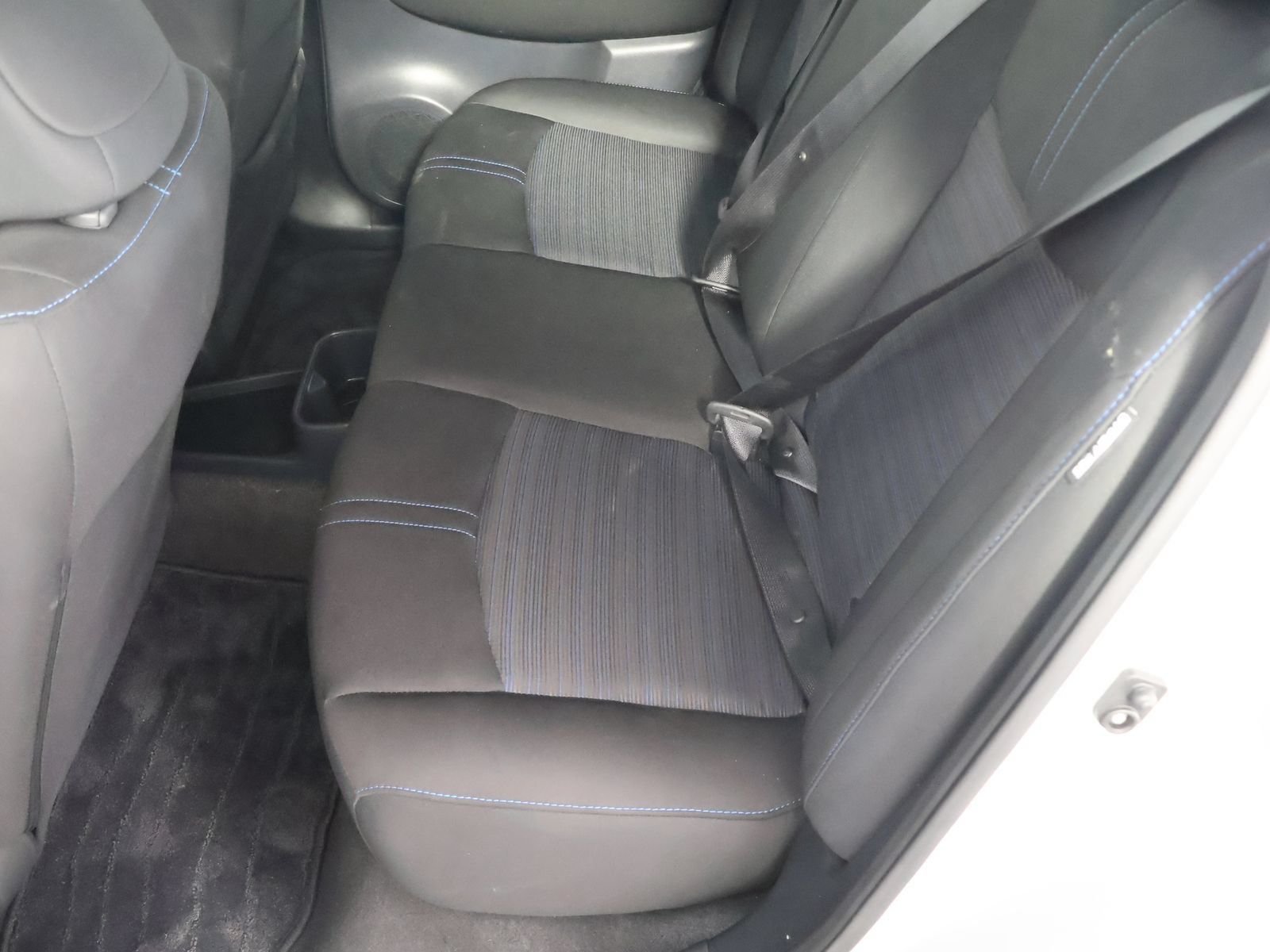 Used 2025 Nissan Leaf S FWD image 39