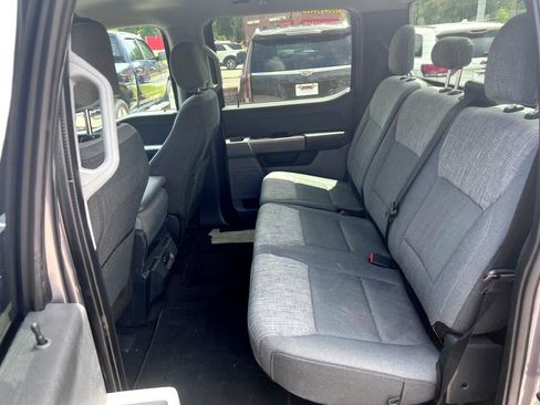 Used 2021 Ford F150 XLT image 12