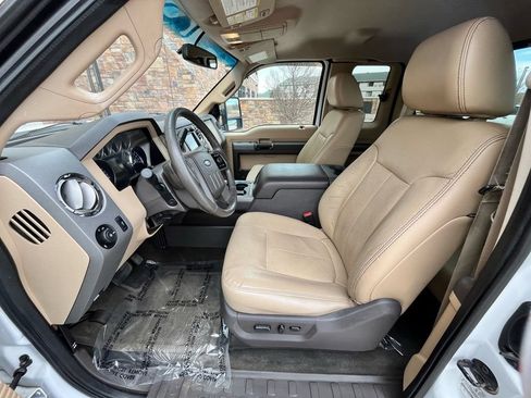 Used 2011 Ford F350 Lariat w/ Lariat Interior Pkg AWD/4WD image 11