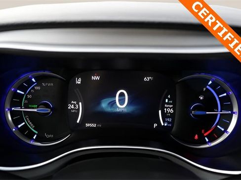 Used 2024 Chrysler Pacifica Select image 26