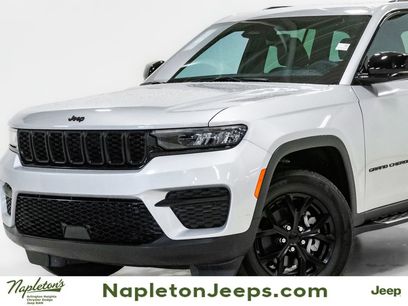 Used 2024 Jeep Grand Cherokee Altitude