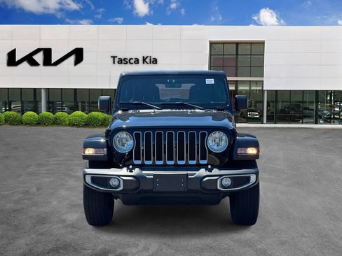 Used 2023 Jeep Wrangler Unlimited Sahara w/ Cold Weather Group AWD/4WD image 2