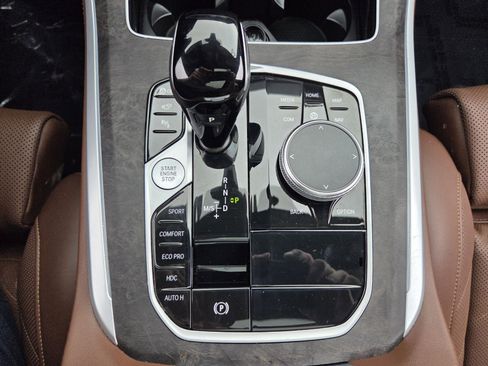 Used 2023 BMW X5 xDrive40i w/ Premium Package image 27