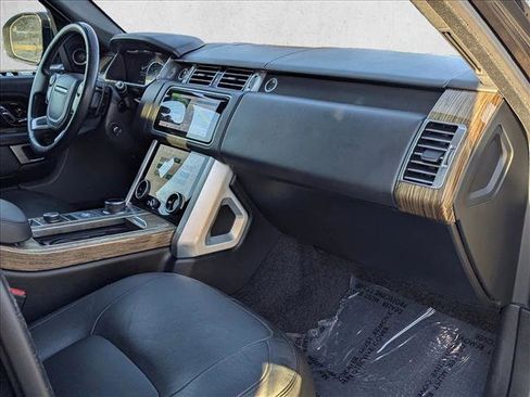 Used 2019 Land Rover Range Rover HSE image 27
