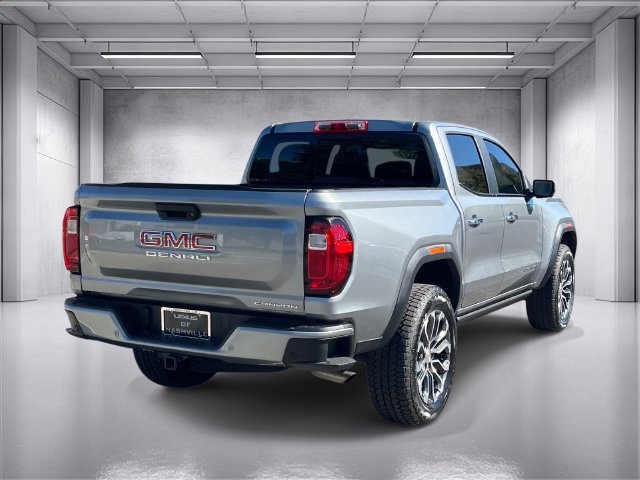 Used 2026 GMC Canyon Denali AWD/4WD image 3