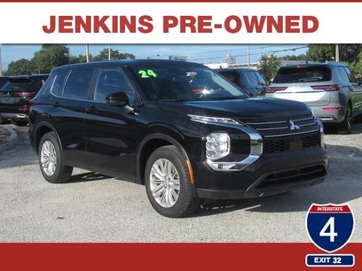 Used 2024 Mitsubishi Outlander ES