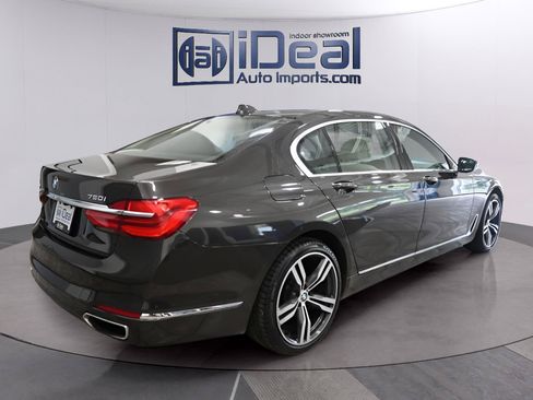Used 2016 BMW 750i xDrive AWD/4WD image 5
