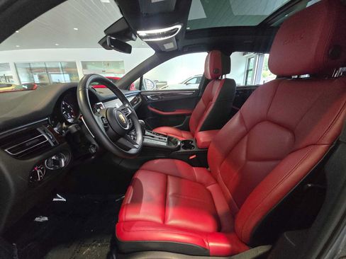 Used 2023 Porsche Macan GTS AWD/4WD image 23