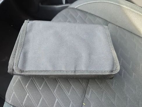 Used 2024 Nissan Kicks SV image 31