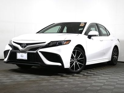 Used 2024 Toyota Camry SE w/ Cold Weather Package